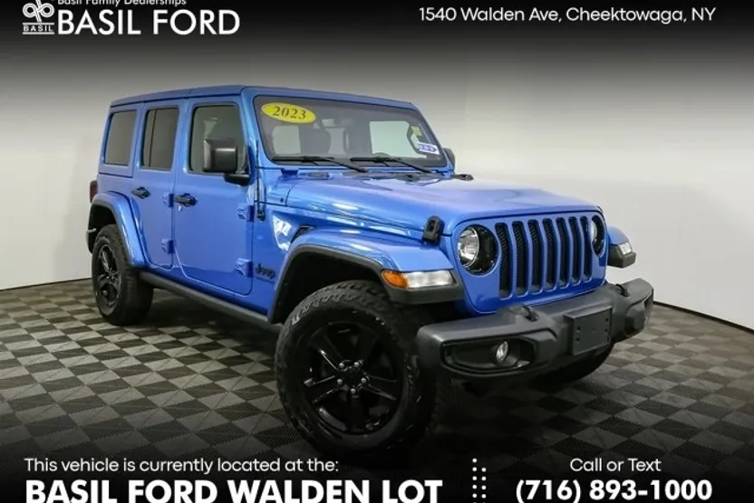 2023 Jeep Wrangler Altitude photo 1