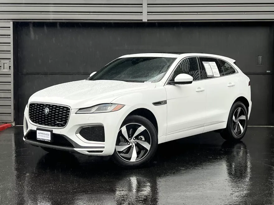 2025 Jaguar F-PACE P250 R-Dynamic S photo 1