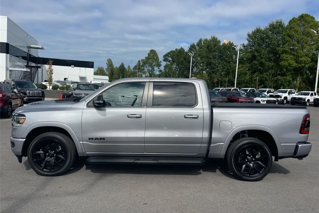2022 Ram 1500 Laramie photo 1