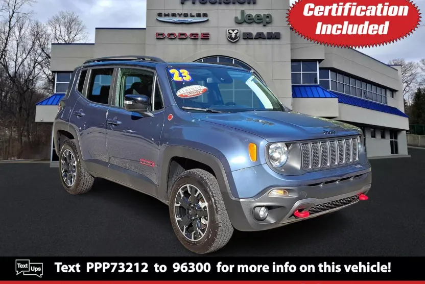 2023 Jeep Renegade Trailhawk photo 1