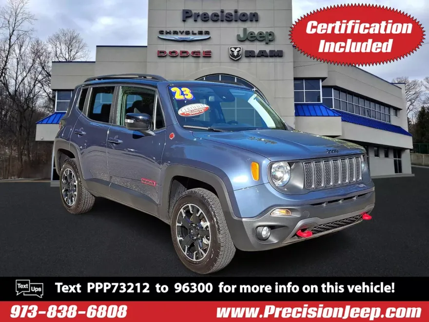 2023 Jeep Renegade Trailhawk photo 1