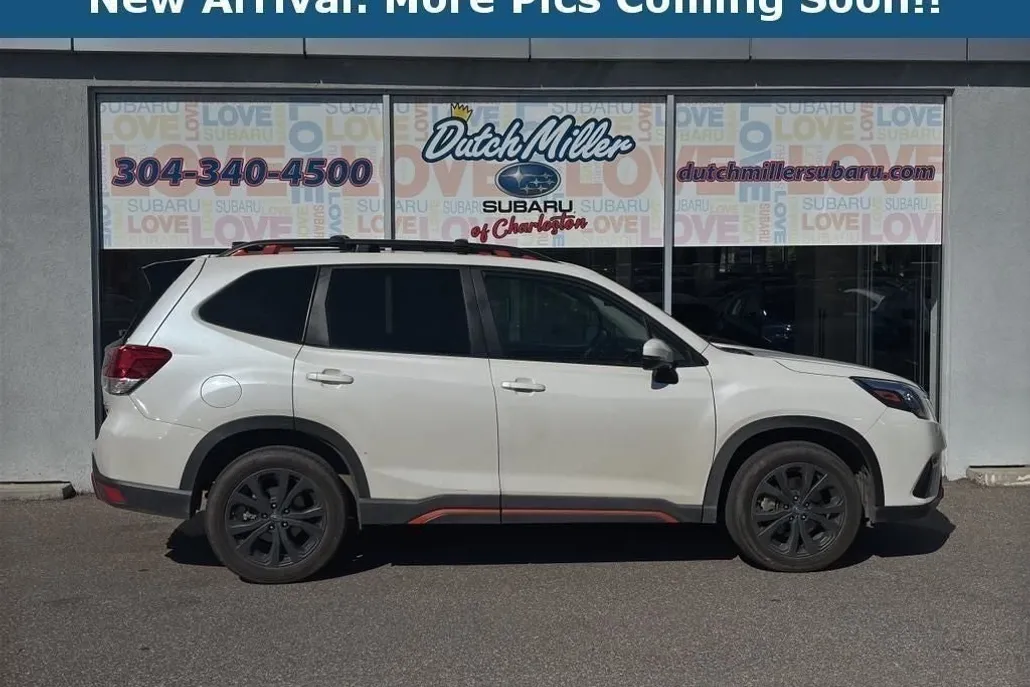 2024 Subaru Forester Sport photo 1