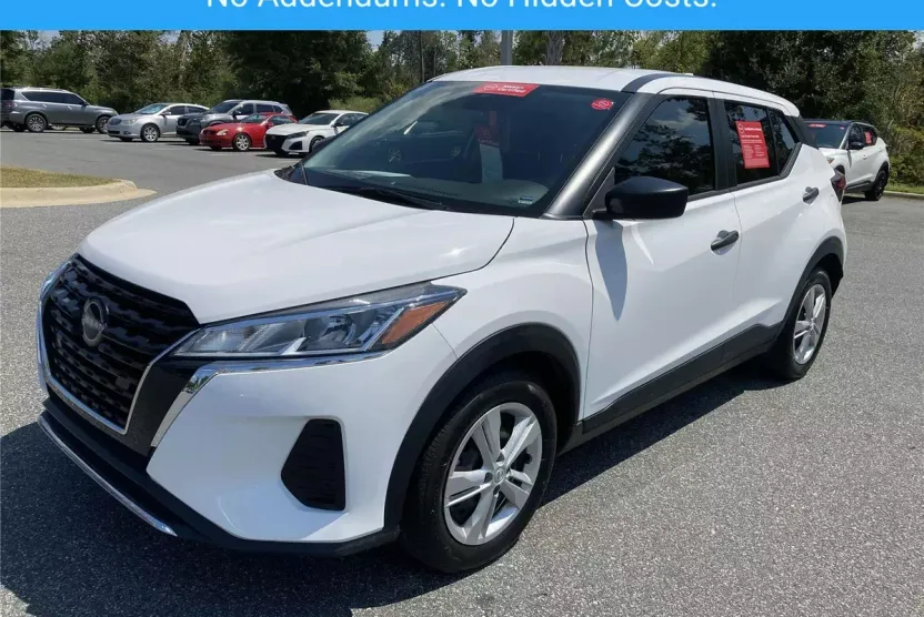 2024 Nissan Kicks S photo 1