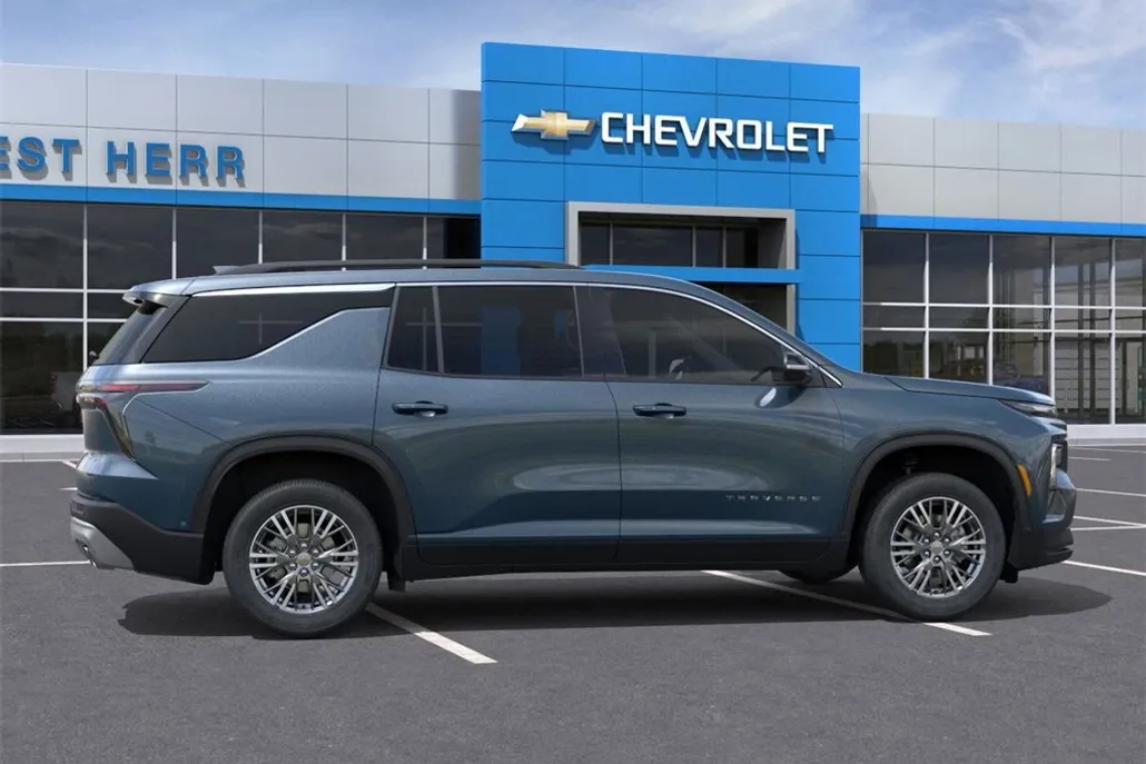 2026 Chevrolet Traverse photo 1