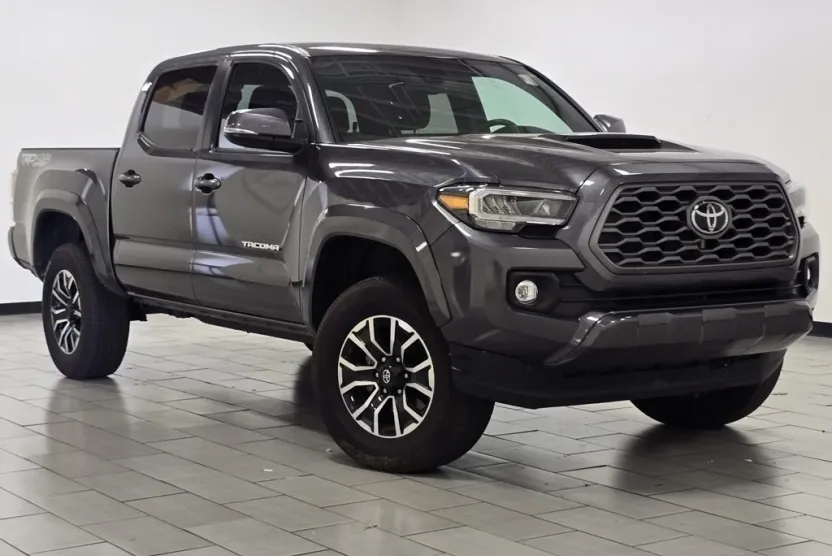 2023 Toyota Tacoma TRD Sport photo 1