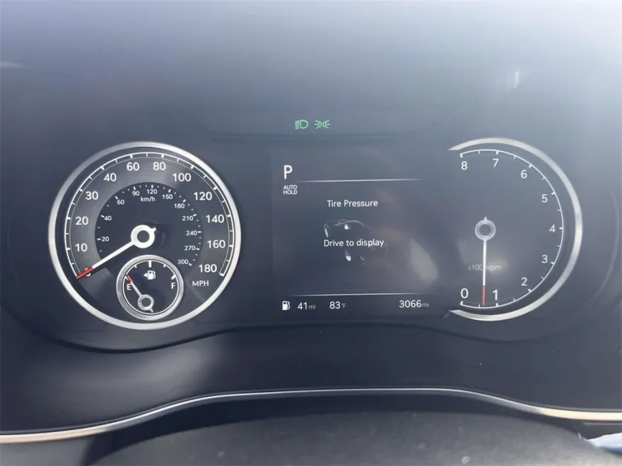 2025 Genesis G70 3.3T Sport Advanced photo 23