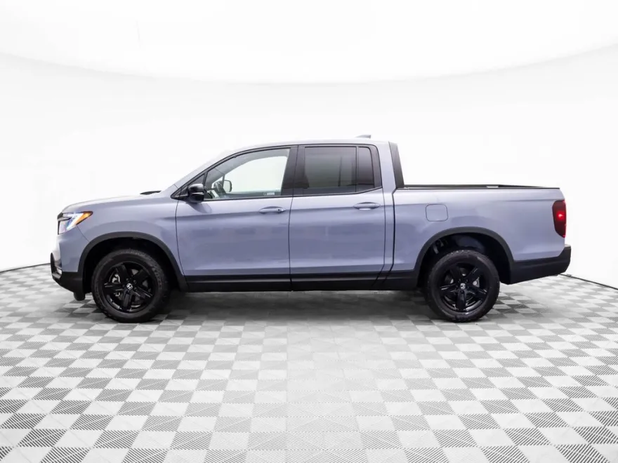 2022 Honda Ridgeline Black Edition photo 1