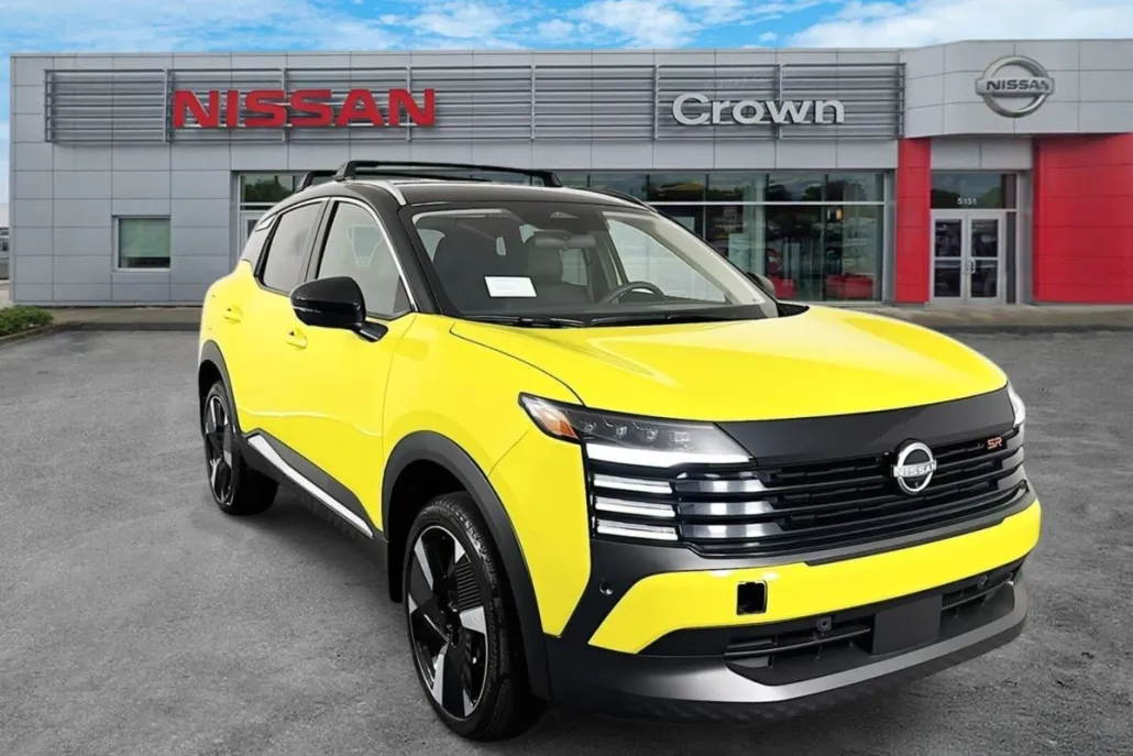 2026 Nissan Kicks SR photo 1