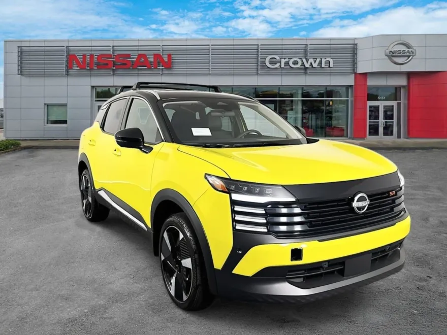 2026 Nissan Kicks SR photo 1
