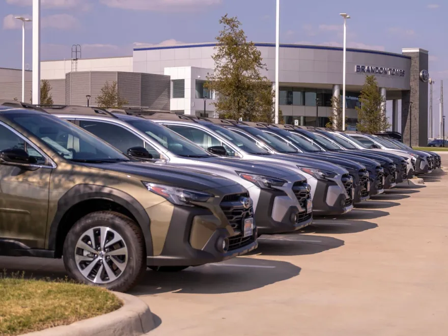 2020 Subaru Outback Touring XT photo 1