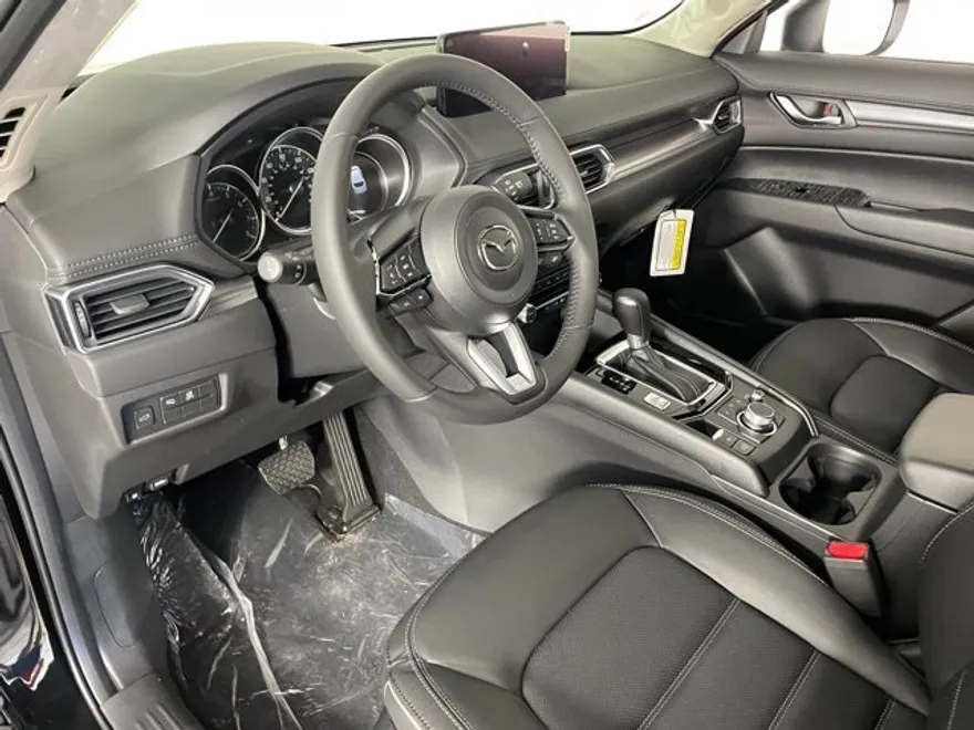 2025 Mazda CX-5 2.5 S Preferred photo 1