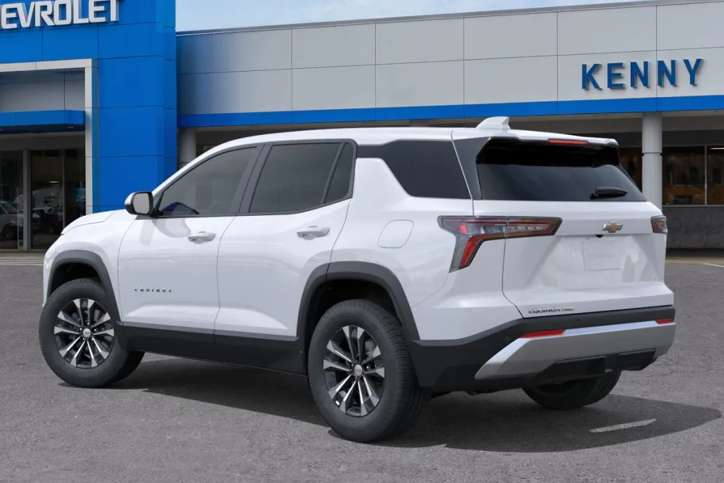 2026 Chevrolet Equinox LT photo 1