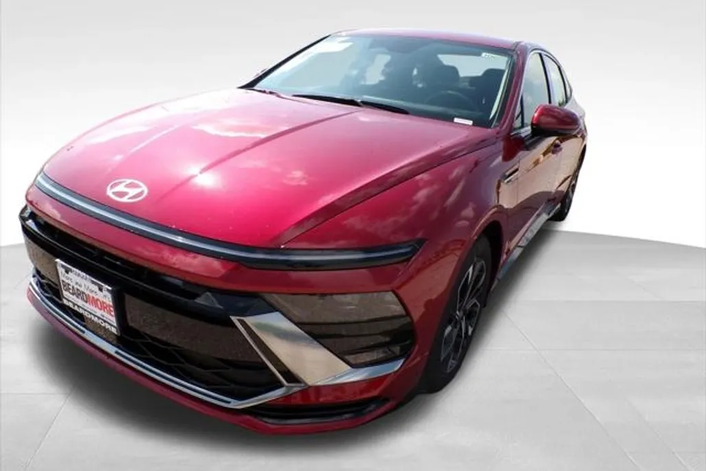 2025 Hyundai Sonata SEL photo 1