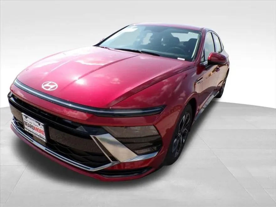 2025 Hyundai Sonata SEL photo 1