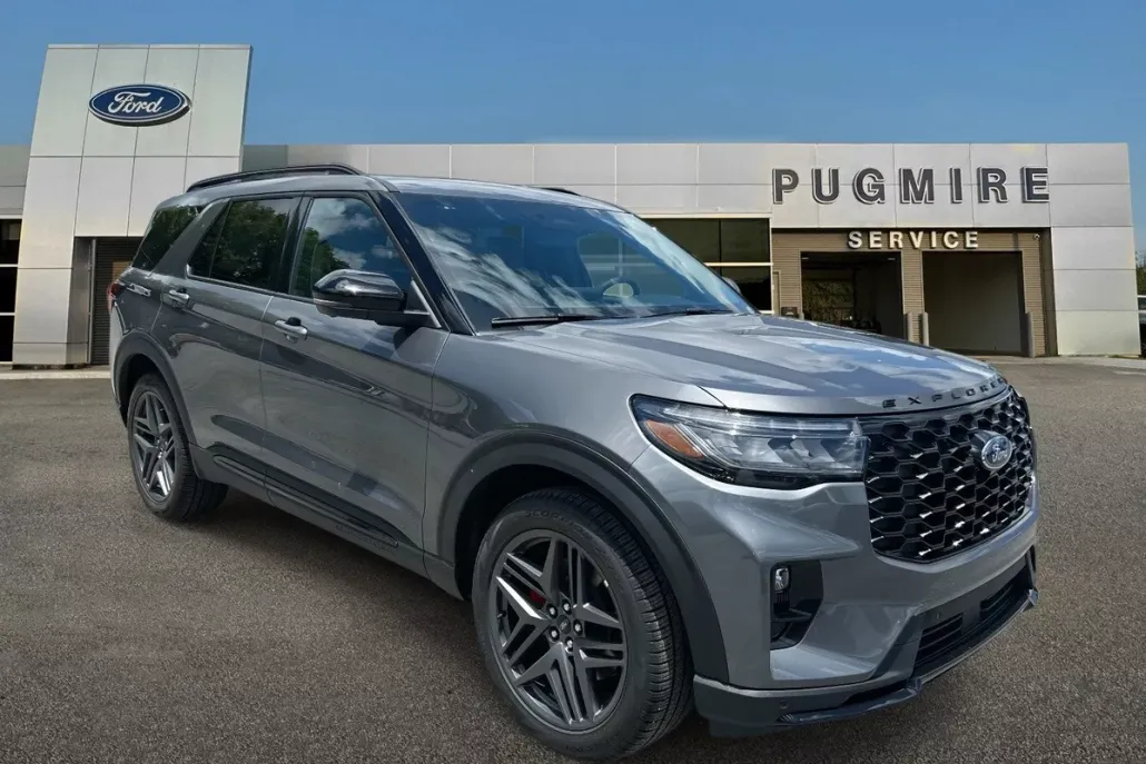 2025 Ford Explorer ST photo 1