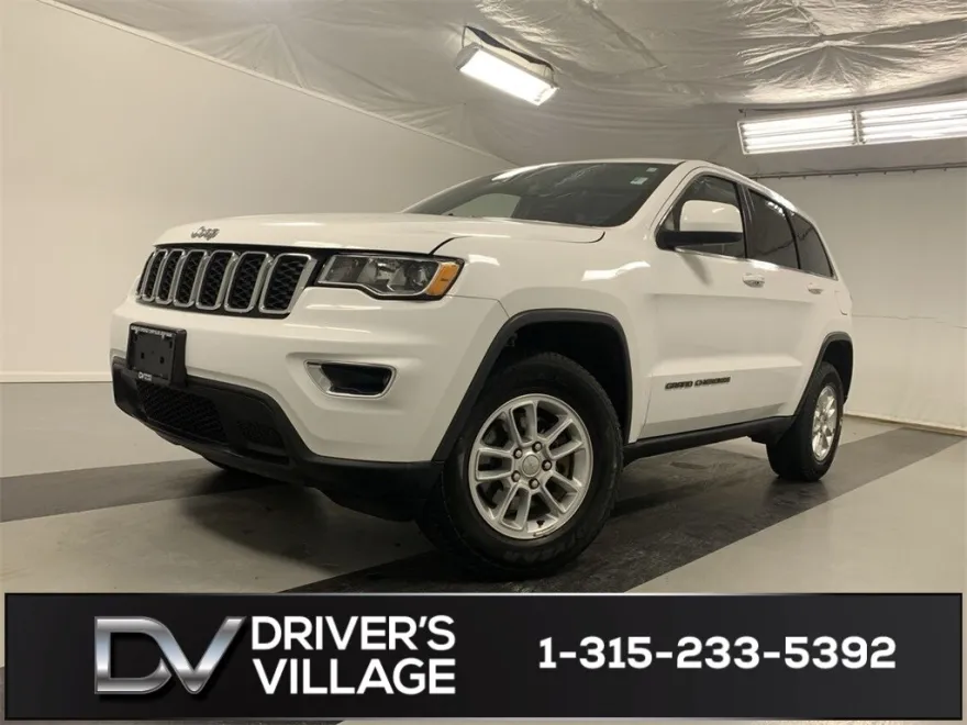 2019 Jeep Grand Cherokee Laredo E photo 1
