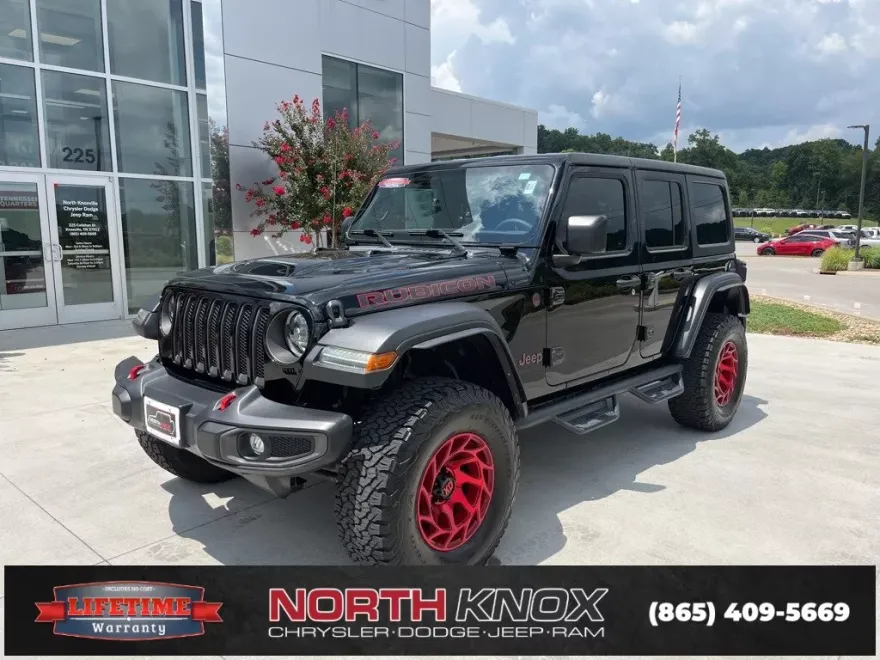 2023 Jeep Wrangler Rubicon photo 1