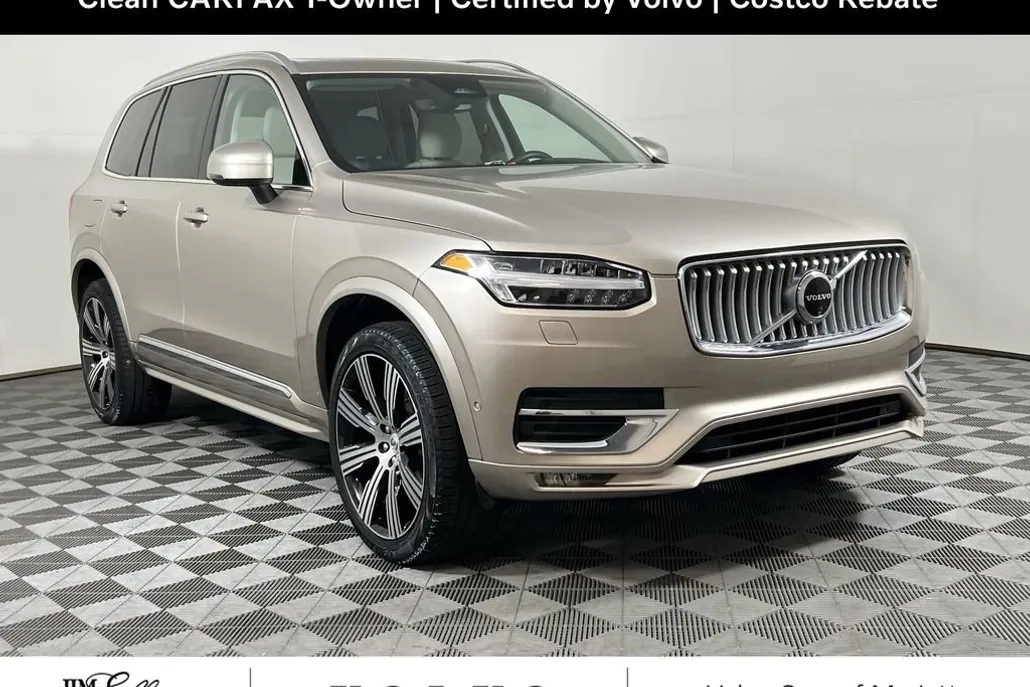2024 Volvo XC90 Plus photo 1