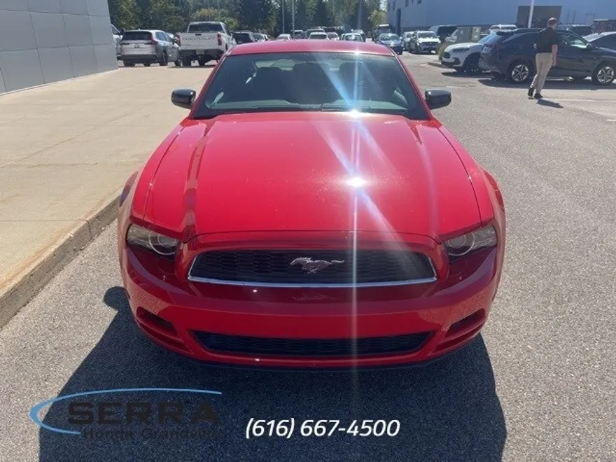 2014 Ford Mustang Base photo 1