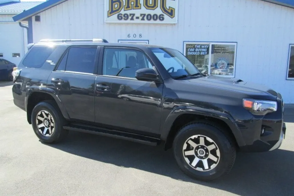 2024 Toyota 4Runner TRD photo 1