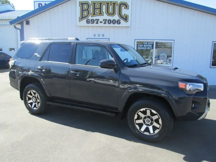 2024 Toyota 4Runner TRD photo 1