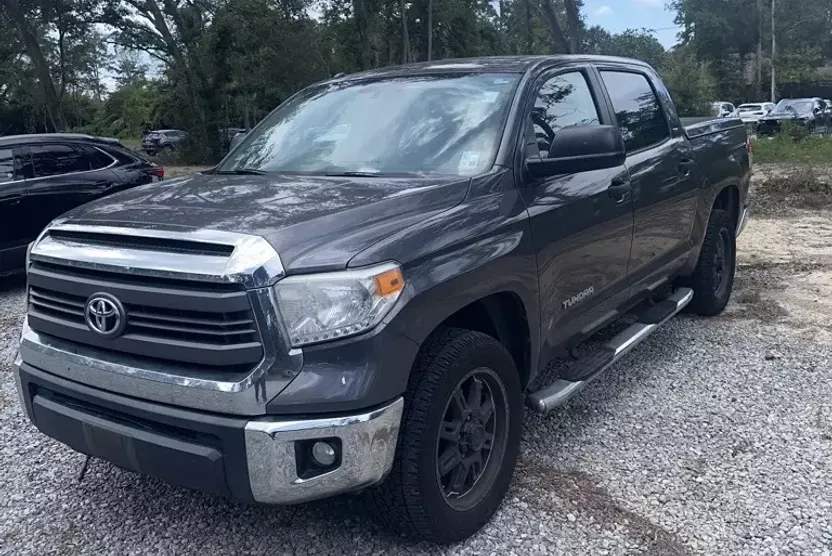 2015 Toyota Tundra SR5 Grade photo 1