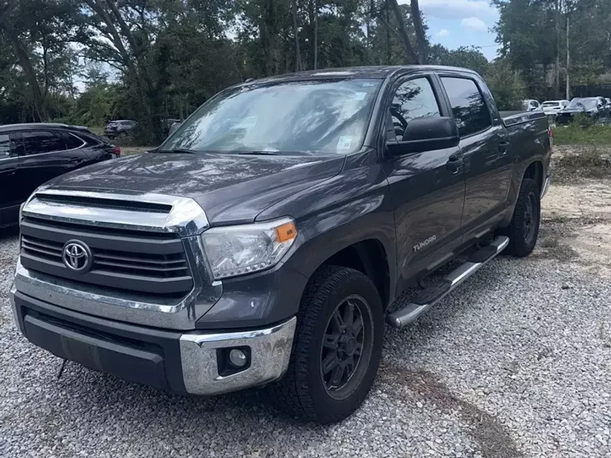 2015 Toyota Tundra SR5 Grade photo 1