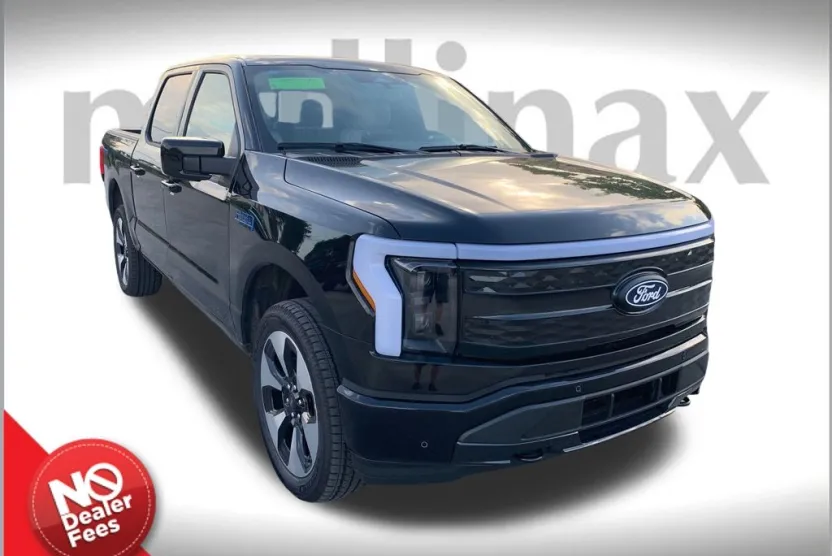 2025 Ford F-150 Lightning Platinum photo 1