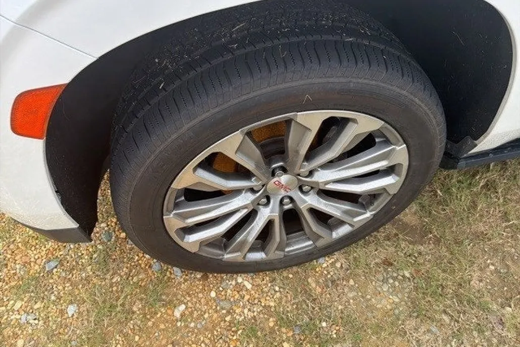 2021 Gmc Yukon Denali photo 1