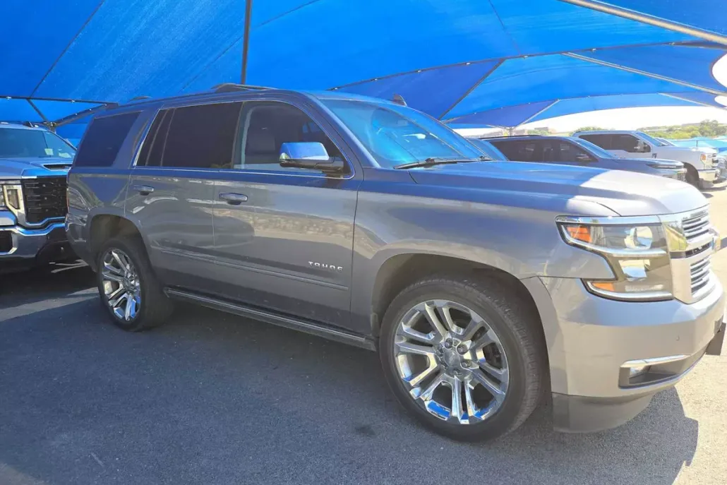 2020 Chevrolet Tahoe Premier photo 1