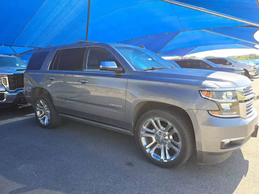 2020 Chevrolet Tahoe Premier photo 1