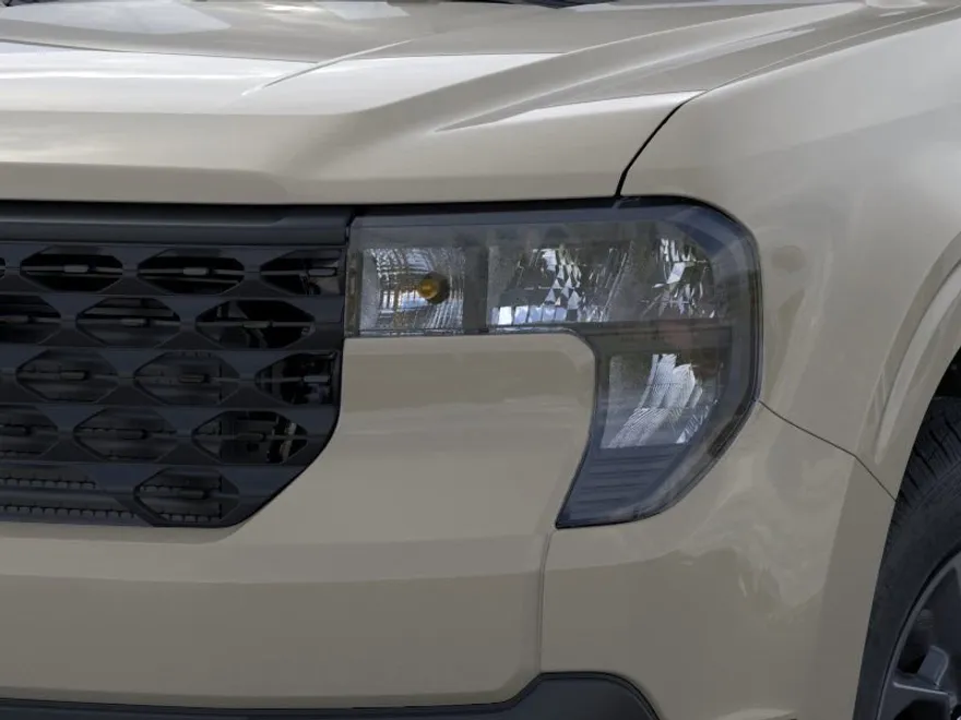 2025 Ford Maverick XLT photo 1