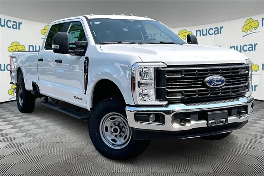 2025 Ford F-350 XL photo 1