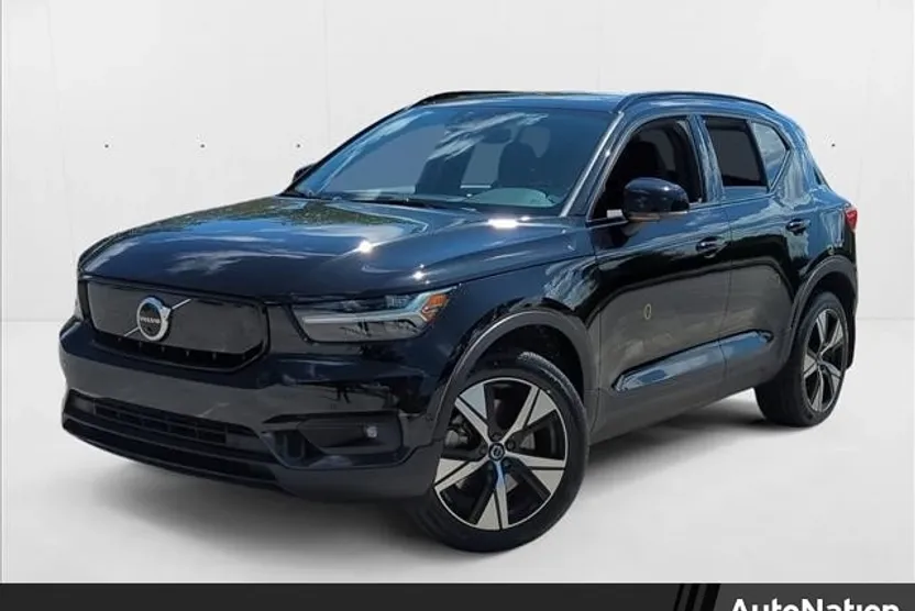 2022 Volvo XC40 Recharge Twin Plus photo 1