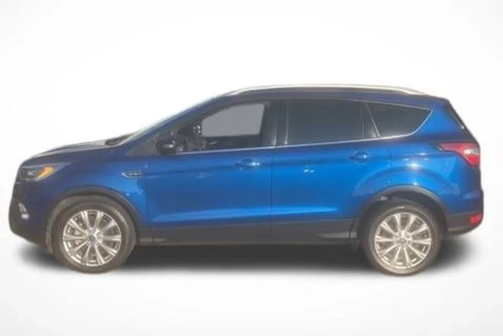 2017 Ford Escape Titanium photo 1