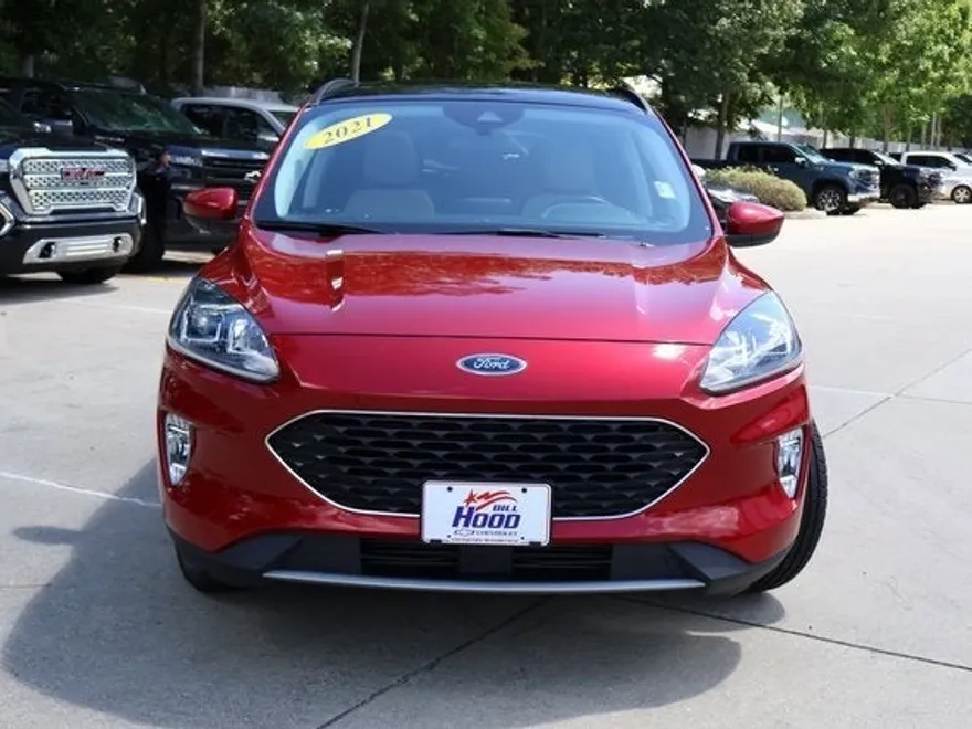 2021 Ford Escape SEL photo 1