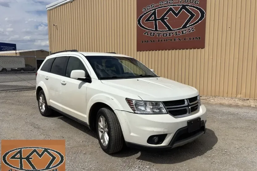 2016 Dodge Journey SXT photo 1