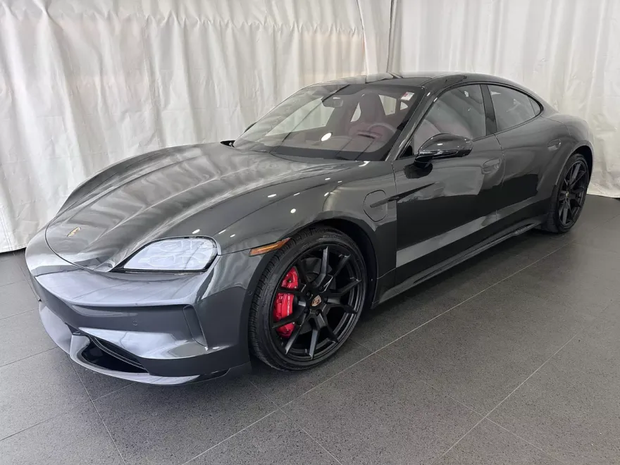 2025 Porsche Taycan GTS photo 1