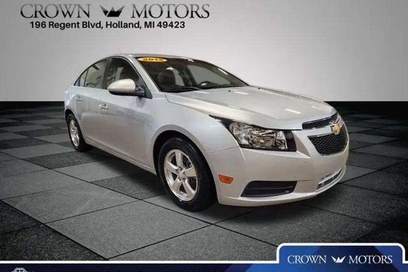 2012 Chevrolet Cruze photo 1