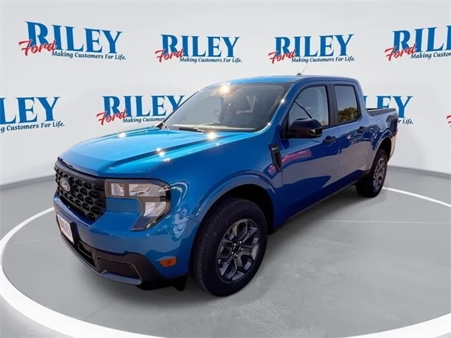 2025 Ford Maverick XLT photo 1