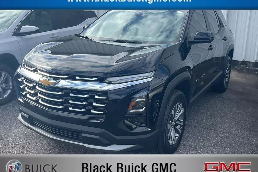 2025 Chevrolet Equinox LT photo 1