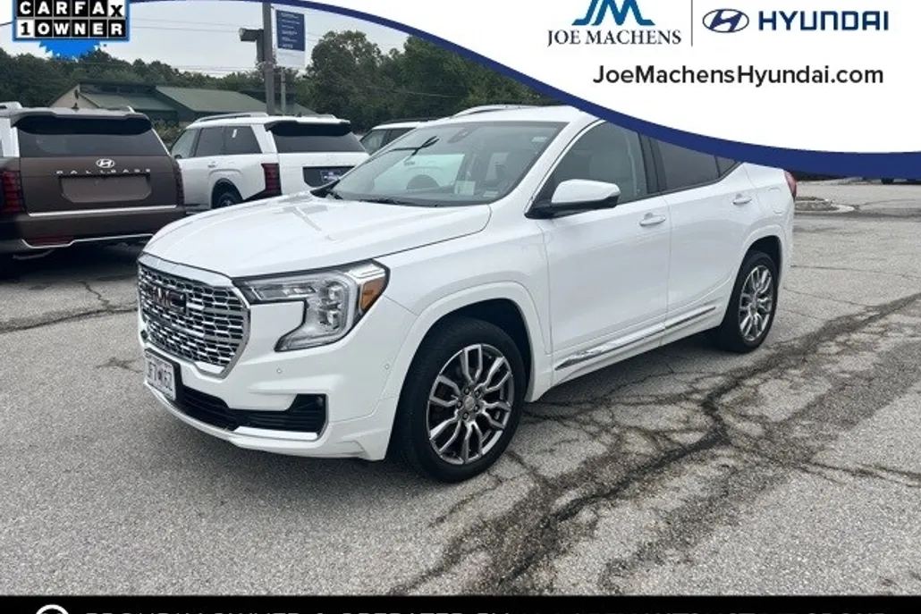 2023 Gmc Terrain Denali photo 1