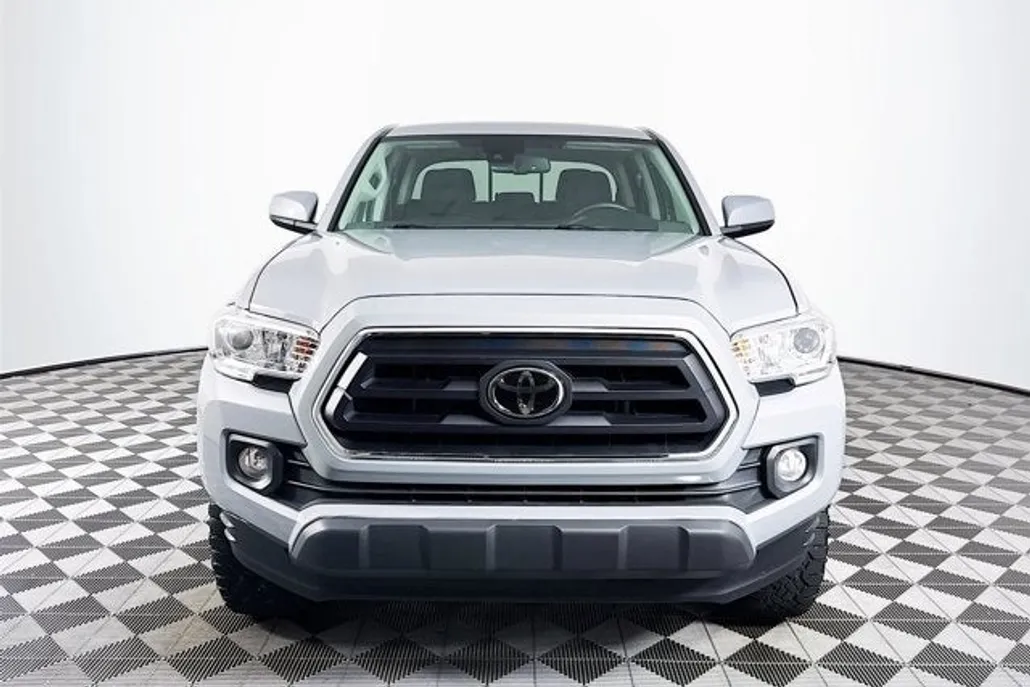2021 Toyota Tacoma SR5 photo 1