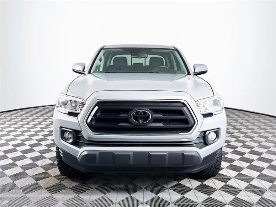 2021 Toyota Tacoma SR5 photo 1