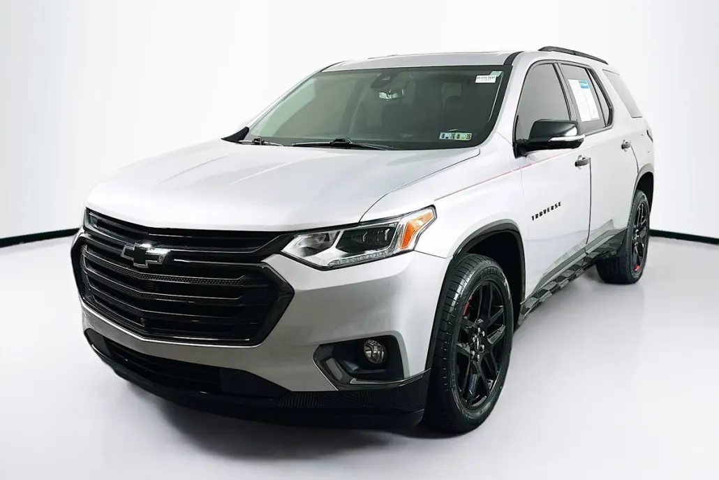 2020 Chevrolet Traverse Premier photo 1