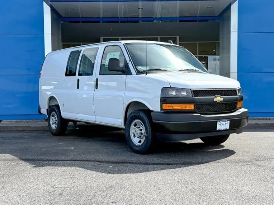 2025 Chevrolet Express Cargo 2500 Van photo 1