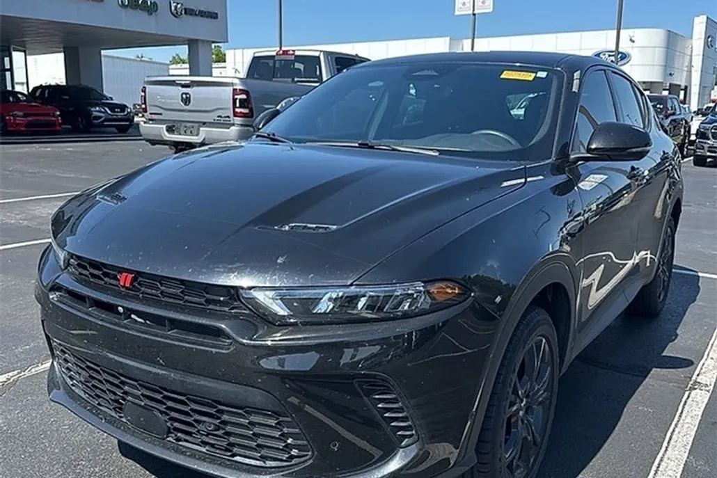 2024 Dodge Hornet GT photo 1