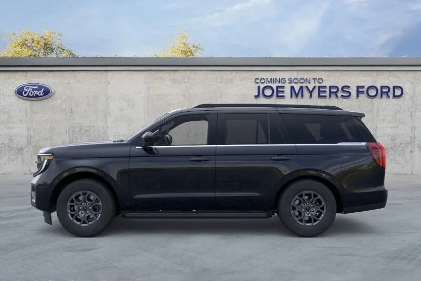 2025 Ford Expedition photo 1