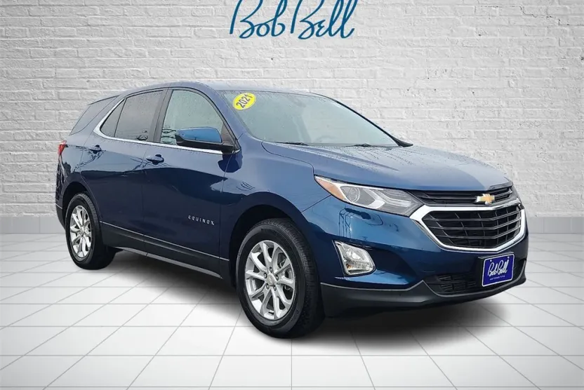 2021 Chevrolet Equinox LT photo 1