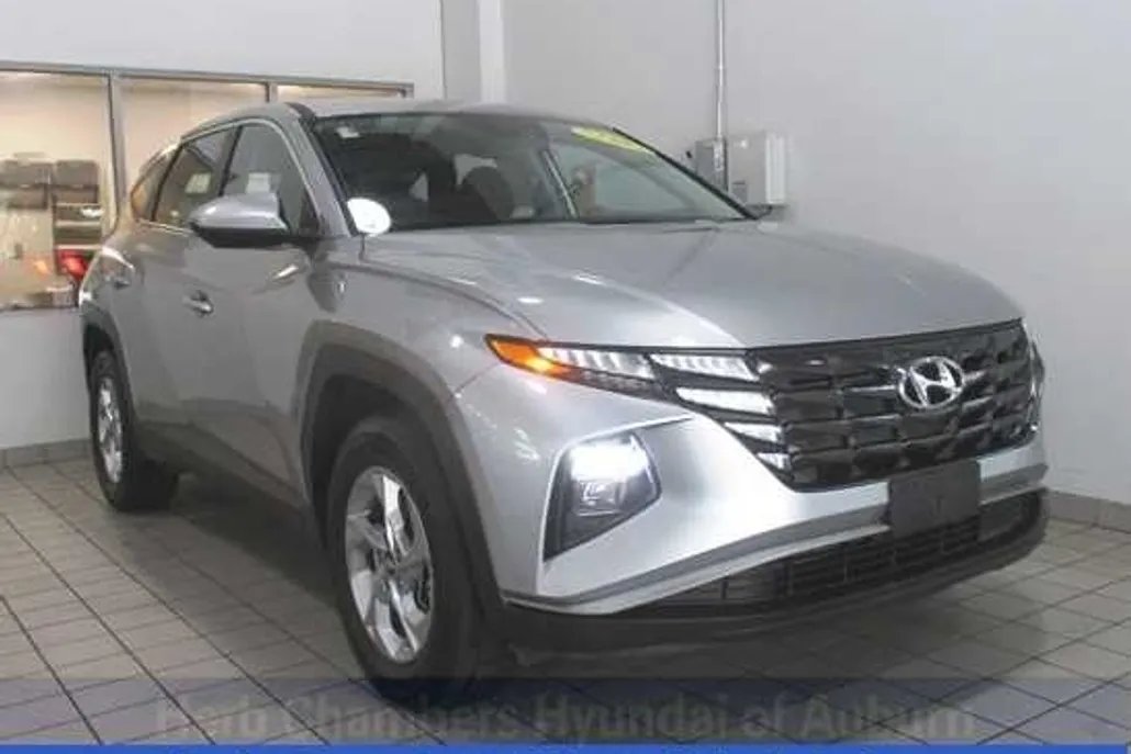 2022 Hyundai Tucson SE photo 1